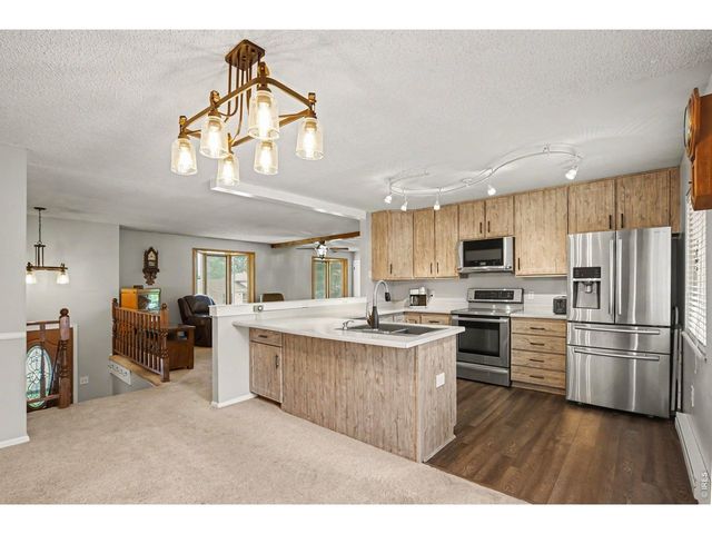 2113 Bowen St, Longmont, CO 80501