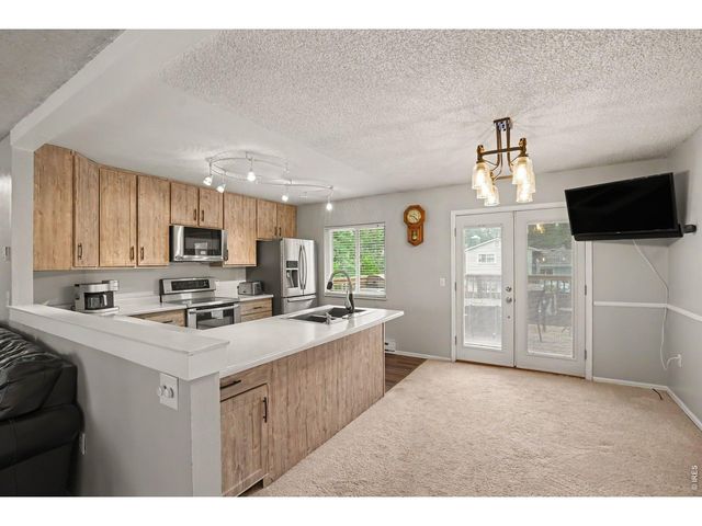 2113 Bowen St, Longmont, CO 80501