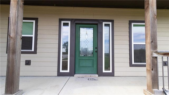 1074 NE 121st Road, Warrensburg, MO 64093