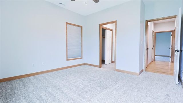 1074 NE 121st Road, Warrensburg, MO 64093