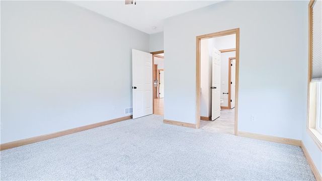 1074 NE 121st Road, Warrensburg, MO 64093