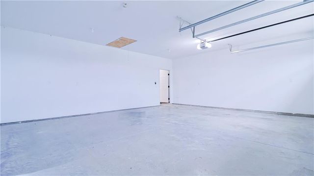 1074 NE 121st Road, Warrensburg, MO 64093