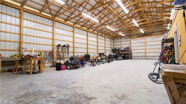 1074 NE 121st Road, Warrensburg, MO 64093