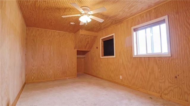 1074 NE 121st Road, Warrensburg, MO 64093