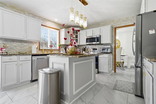 1504 Estate Drive, Normal, IL 61761