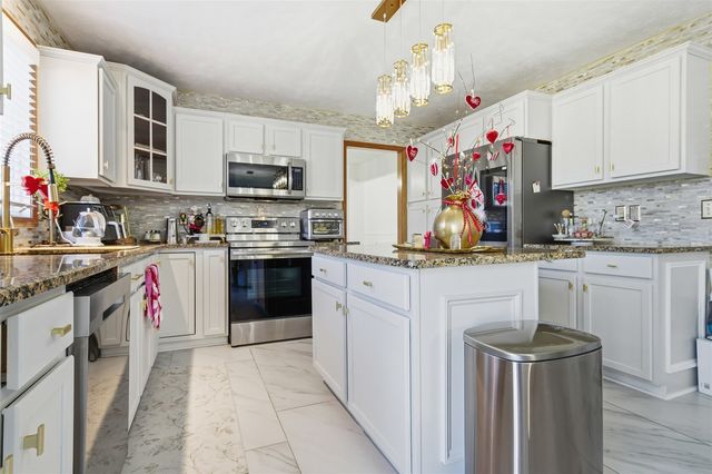 1504 Estate Drive, Normal, IL 61761