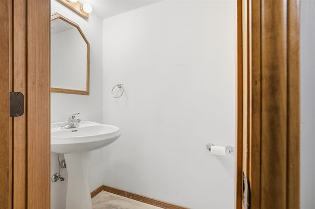 1504 Estate Drive, Normal, IL 61761