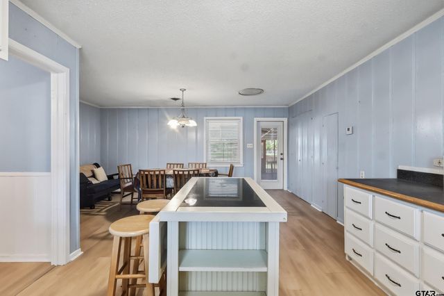 804 S Mill St, Winnsboro, TX 75494