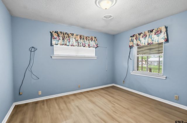 804 S Mill St, Winnsboro, TX 75494