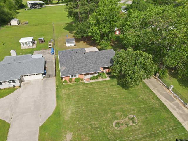 804 S Mill St, Winnsboro, TX 75494