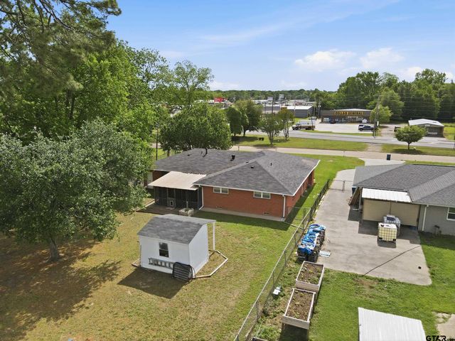 804 S Mill St, Winnsboro, TX 75494