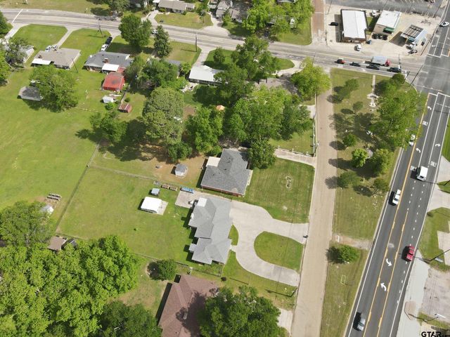 804 S Mill St, Winnsboro, TX 75494
