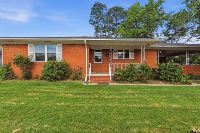 804 S Mill St, Winnsboro, TX 75494