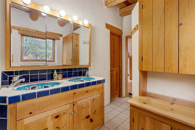 18 Destierro Trail, Pojoaque, NM 87506