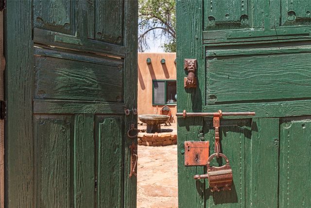 18 Destierro Trail, Pojoaque, NM 87506