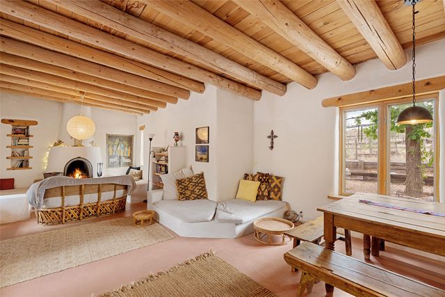 18 Destierro Trail, Pojoaque, NM 87506