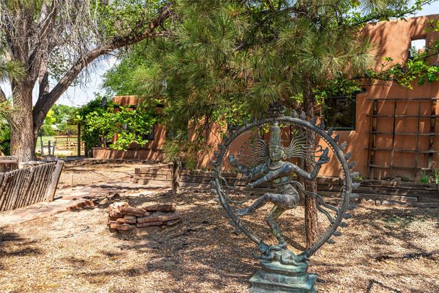 18 Destierro Trail, Pojoaque, NM 87506
