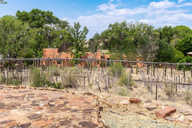 18 Destierro Trail, Pojoaque, NM 87506