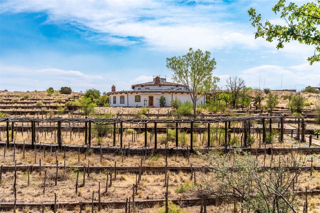 18 Destierro Trail, Pojoaque, NM 87506