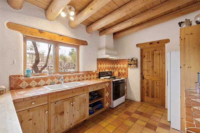 18 Destierro Trail, Pojoaque, NM 87506