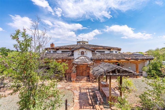 18 Destierro Trail, Pojoaque, NM 87506