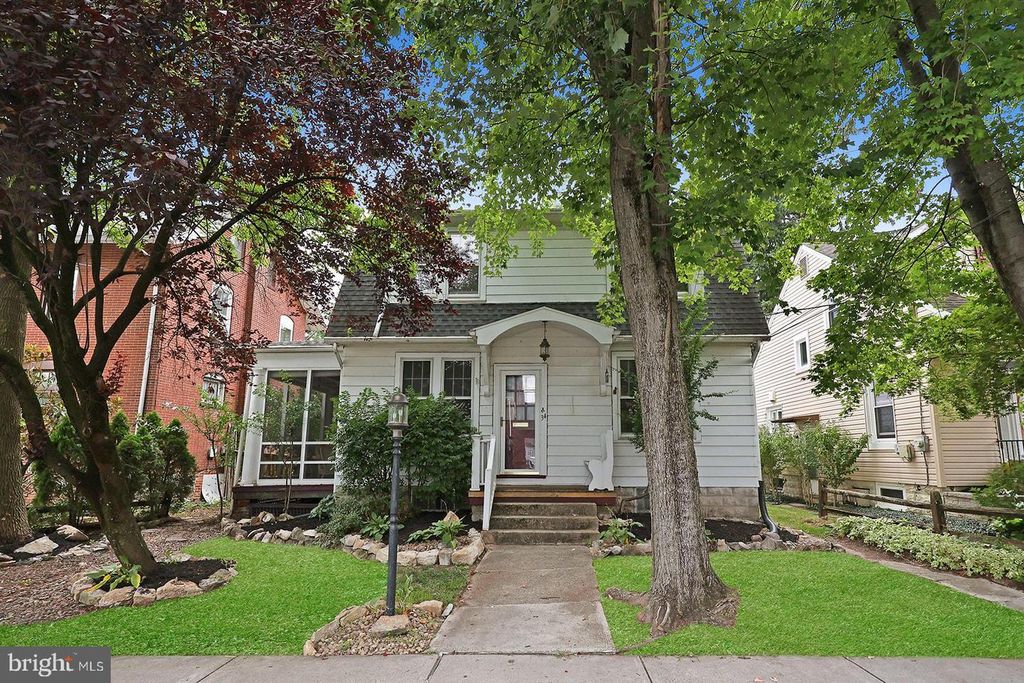 34 S 24TH ST, Camp Hill, PA 17011