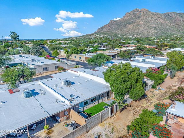 88 E Cholla Shadows Drive, Oro Valley, AZ 85704