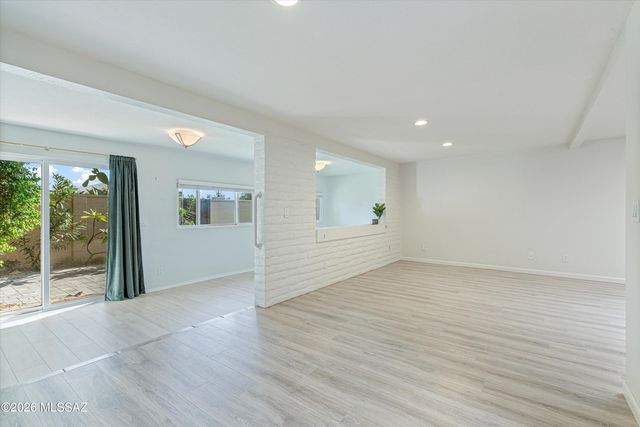 88 E Cholla Shadows Drive, Oro Valley, AZ 85704