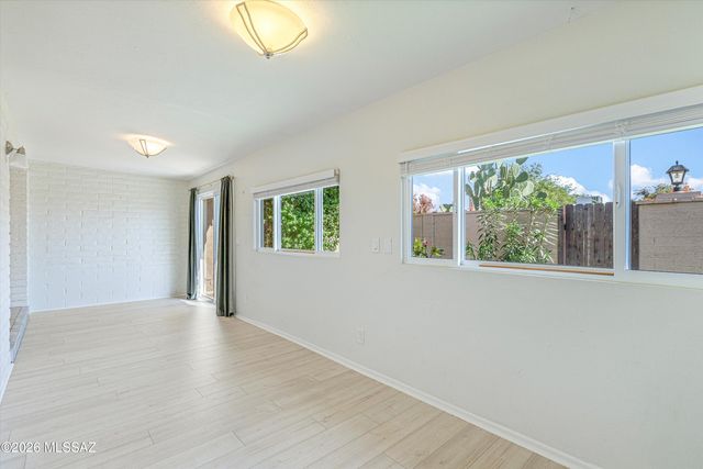 88 E Cholla Shadows Drive, Oro Valley, AZ 85704