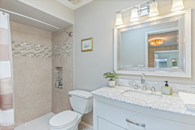88 E Cholla Shadows Drive, Oro Valley, AZ 85704