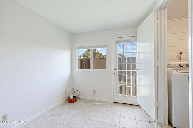 88 E Cholla Shadows Drive, Oro Valley, AZ 85704