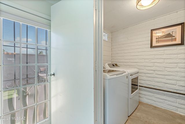 88 E Cholla Shadows Drive, Oro Valley, AZ 85704