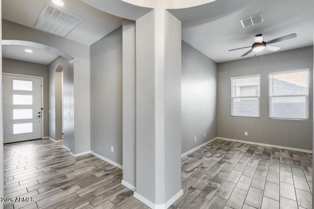 2661 S OLYMPIC Drive, Gilbert, AZ 85295