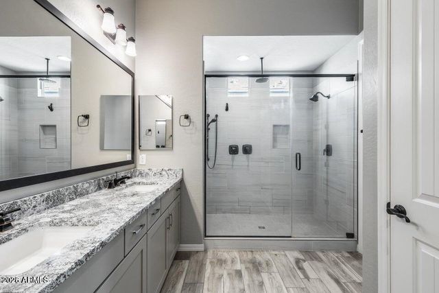 2661 S OLYMPIC Drive, Gilbert, AZ 85295