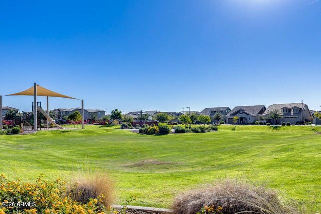 2661 S OLYMPIC Drive, Gilbert, AZ 85295