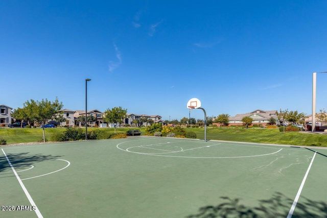 2661 S OLYMPIC Drive, Gilbert, AZ 85295