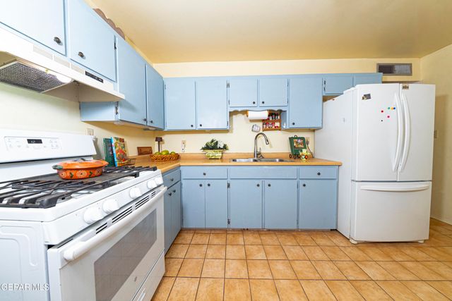 3329 HARRISON Avenue, El Paso, TX 79930