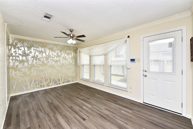 900 Chateau Place, Richmond, TX 77469