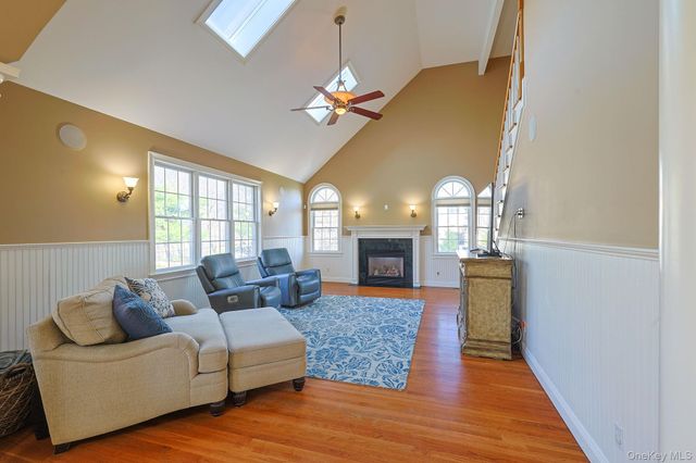 27 Kaitlin Drive, Mahopac, NY 10541