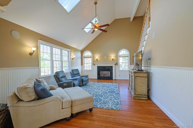 27 Kaitlin Drive, Mahopac, NY 10541