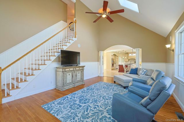 27 Kaitlin Drive, Mahopac, NY 10541