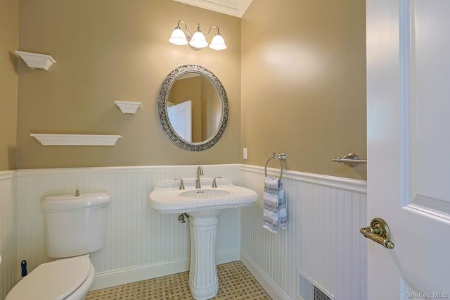 27 Kaitlin Drive, Mahopac, NY 10541