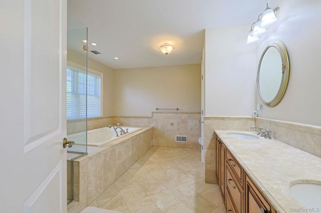 27 Kaitlin Drive, Mahopac, NY 10541