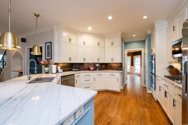 33 Chimney Sweep Lane, Little Rock, AR 72212