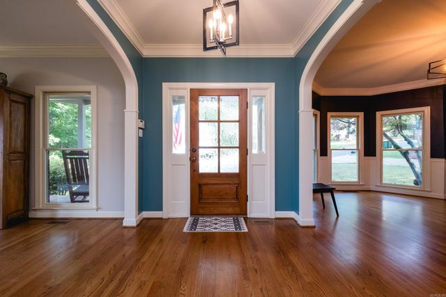 33 Chimney Sweep Lane, Little Rock, AR 72212