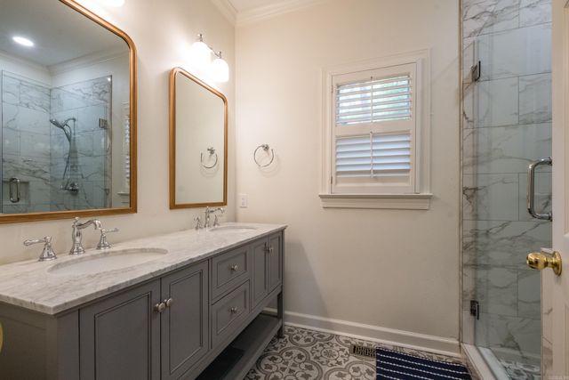 33 Chimney Sweep Lane, Little Rock, AR 72212