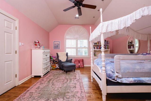 33 Chimney Sweep Lane, Little Rock, AR 72212