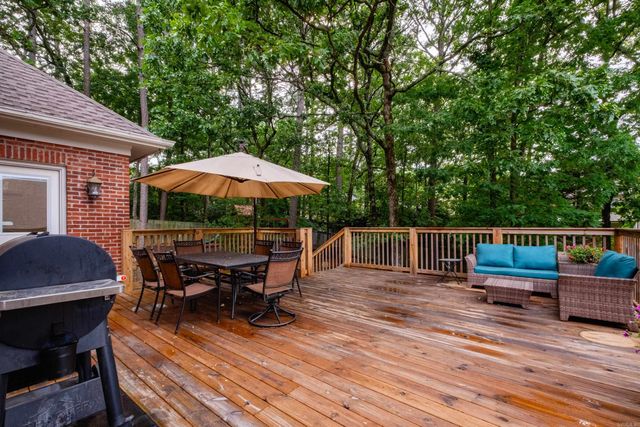 33 Chimney Sweep Lane, Little Rock, AR 72212