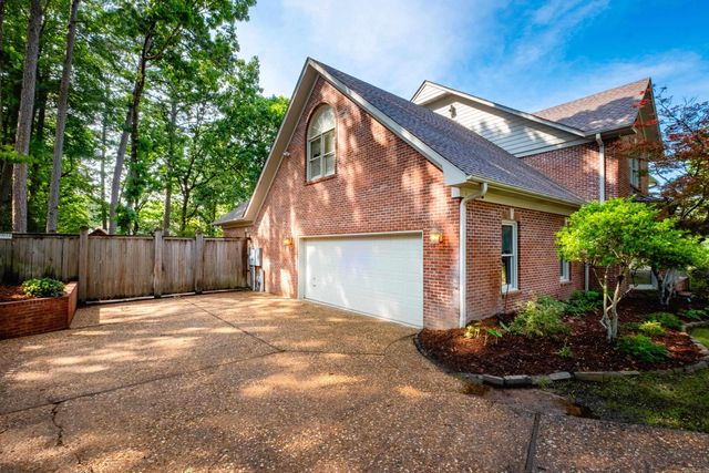 33 Chimney Sweep Lane, Little Rock, AR 72212