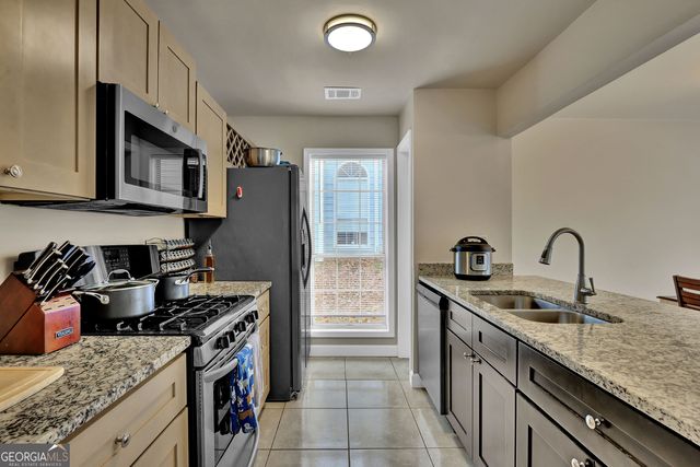 1230 Hampton Hill Court, Lawrenceville, GA 30044